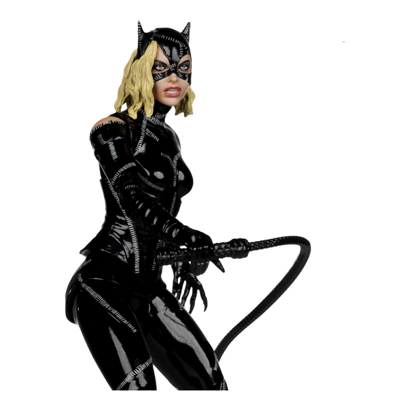 DC Multiverse Theatrical Edition Batman Returns Figurina articulata Catwoman (Battle Damage) 18 cm
