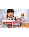 Papusa Barbie si set laborator cofetarie 