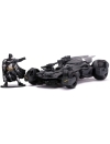 DC Comics Justice League Set masinuta Die-cast (scara 1:32) Batmobile si figurina Batman 4 cm