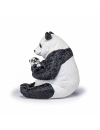 Papo - figurina urs panda sezand cu pui in brate