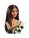 Papusa Barbie Fashionista bruneta cu salopeta verde
