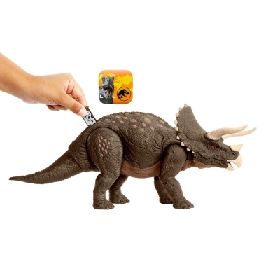 Jurassic World Figurina articulata Sustainable Triceratops 45 cm lungime