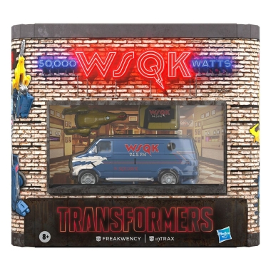 Stranger Things x Transformers Figurine articulate Freakwency & 8-Trax 15 cm