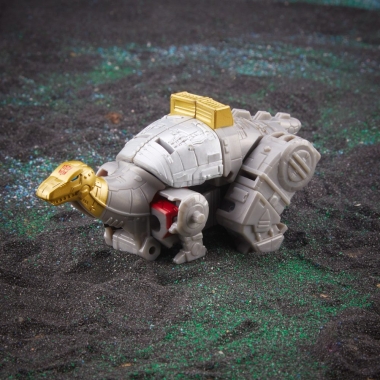 Transformers Generations Legacy Evolution Core Class Dinobot Sludge 9 cm 